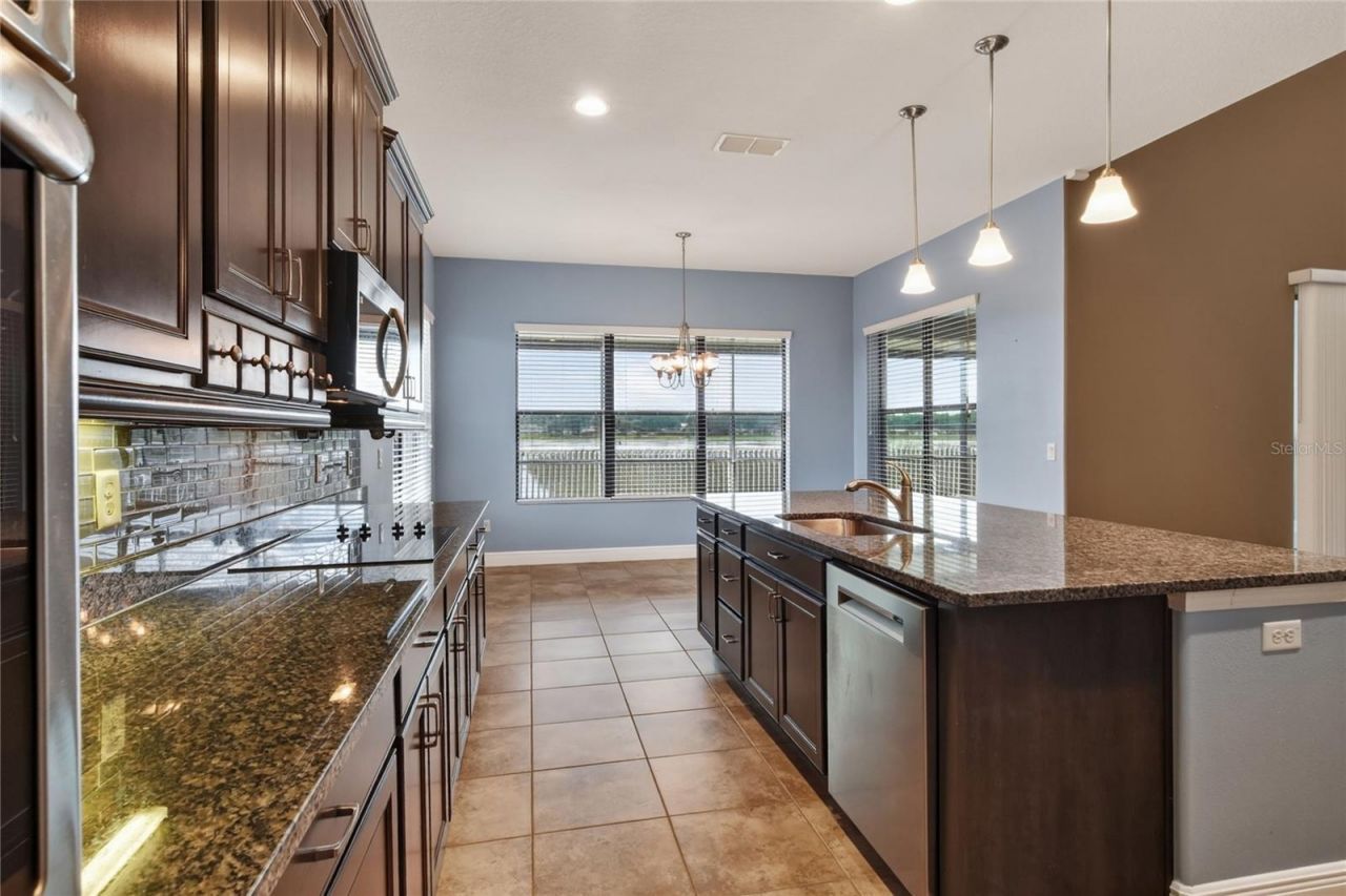 1350 Heritage Landings Drive, Lakeland, FL 33805 Photo