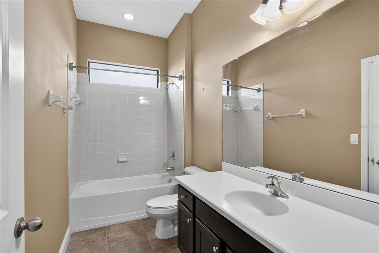 1350 Heritage Landings Drive, Lakeland, FL 33805 Photo
