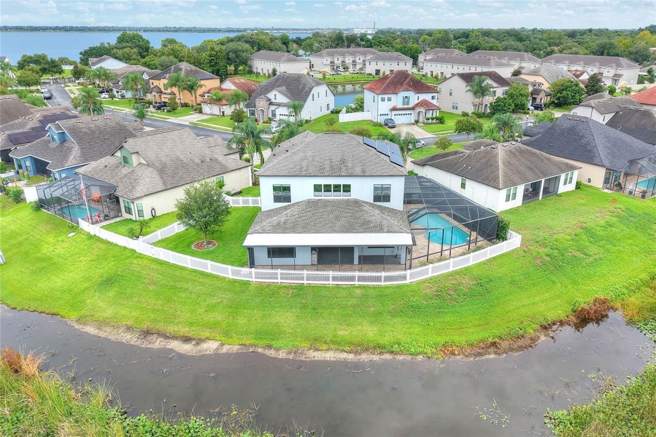 1350 Heritage Landings Drive, Lakeland, FL 33805 Photo