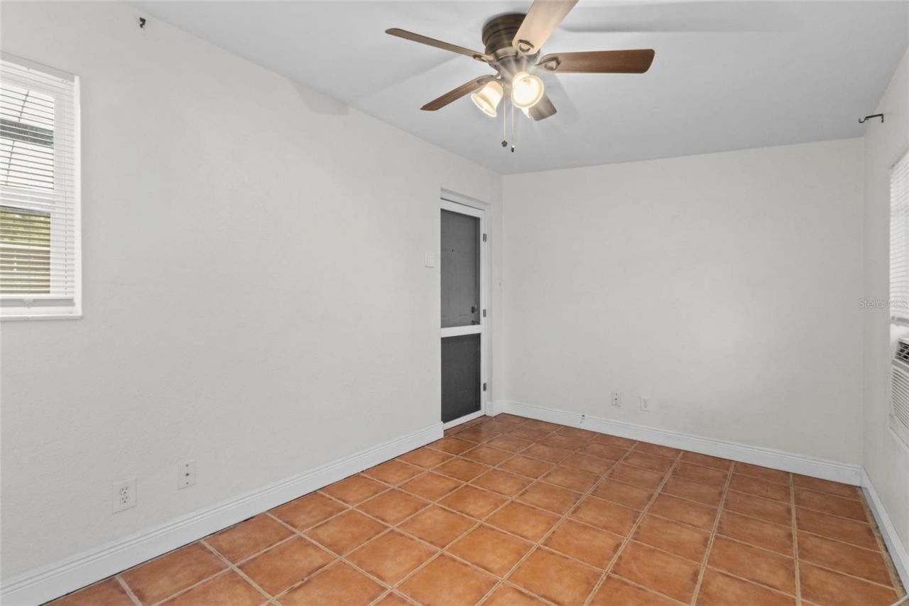 6711 Dartmouth Avenue N, Saint Petersburg, FL 33710 Photo