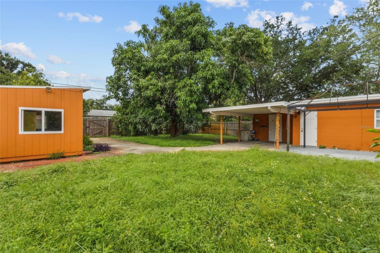 6711 Dartmouth Avenue N, Saint Petersburg, FL 33710 Photo