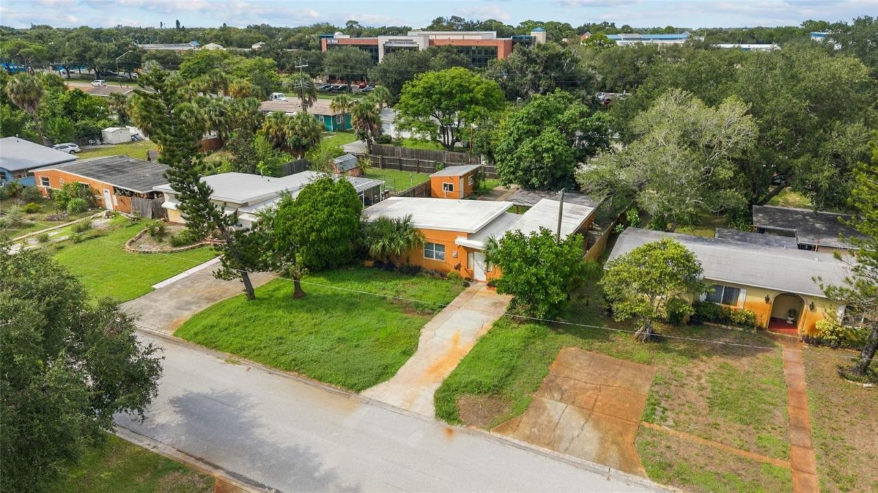 6711 Dartmouth Avenue N, Saint Petersburg, FL 33710 Photo