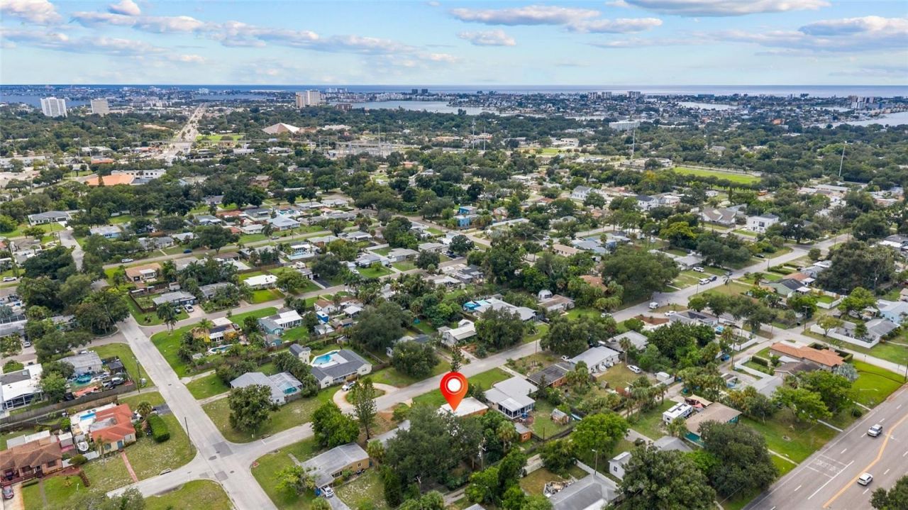 6711 Dartmouth Avenue N, Saint Petersburg, FL 33710 Photo