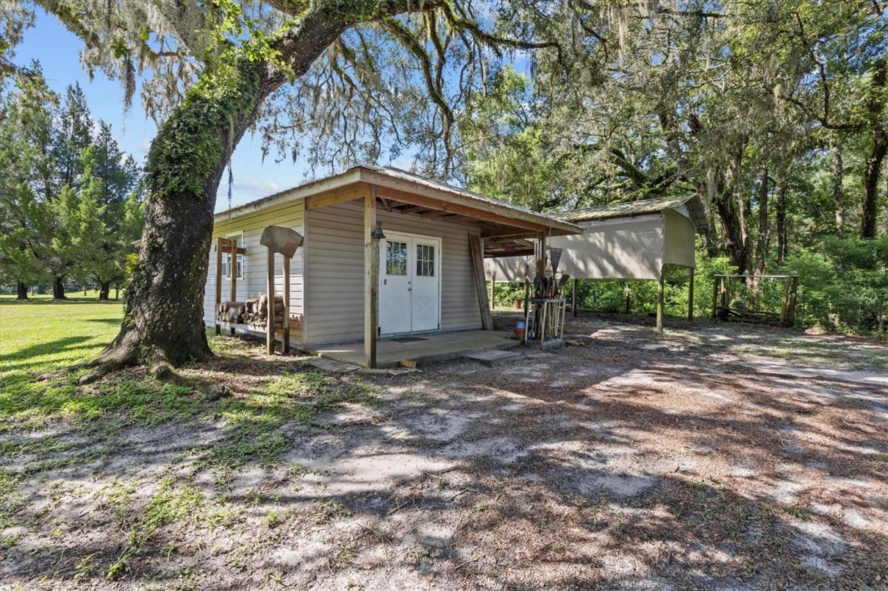 7041 Quarterhorse Lane, Brooksville, FL 34604 Photo