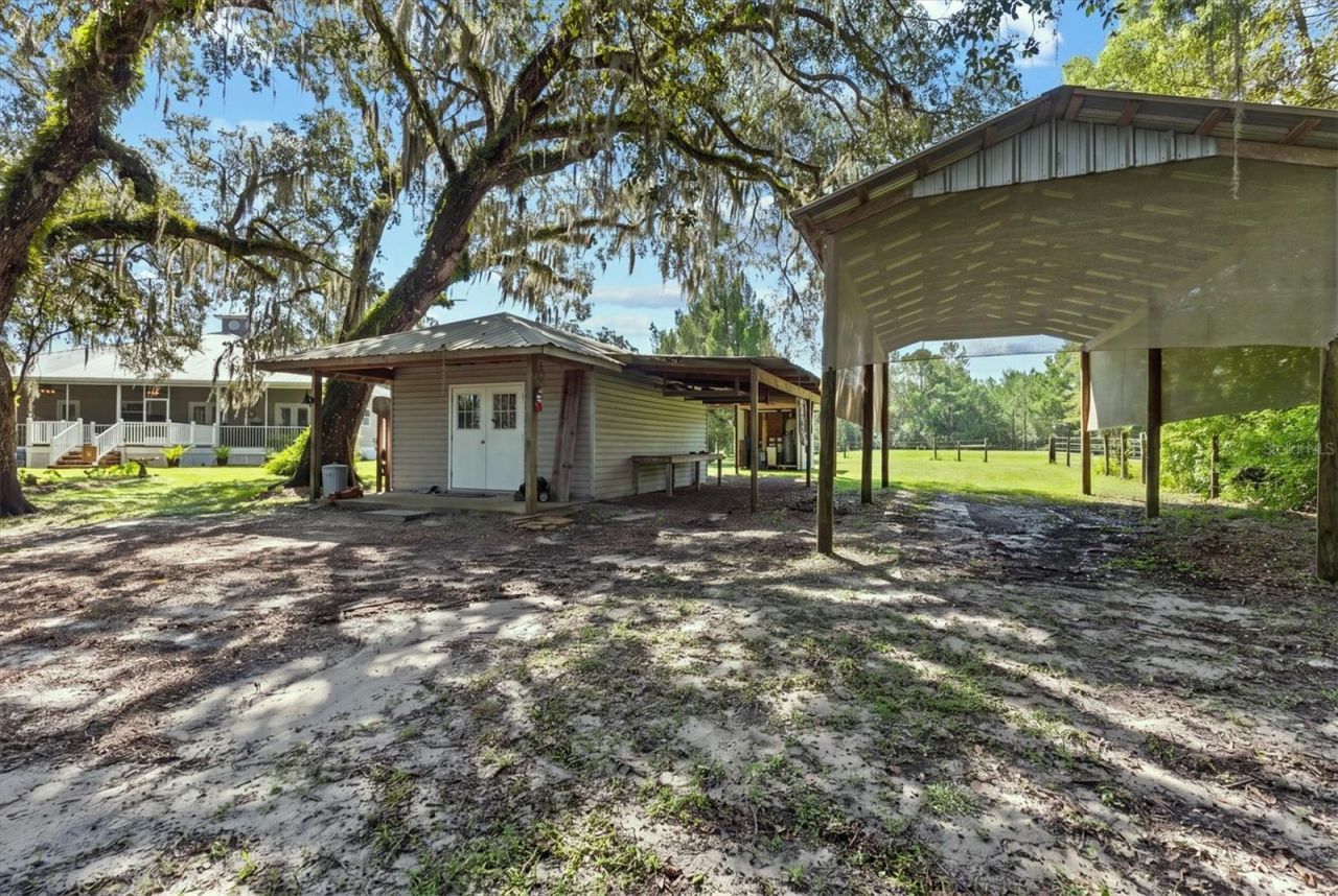 7041 Quarterhorse Lane, Brooksville, FL 34604 Photo
