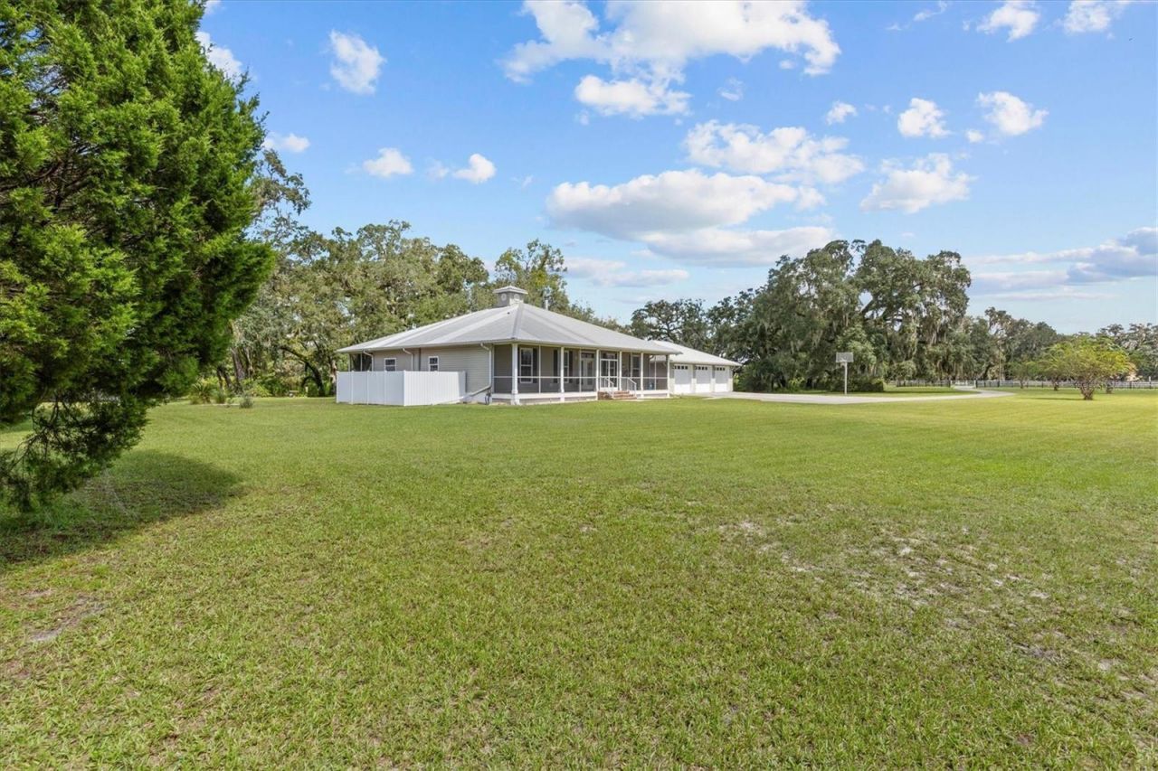 7041 Quarterhorse Lane, Brooksville, FL 34604 Photo