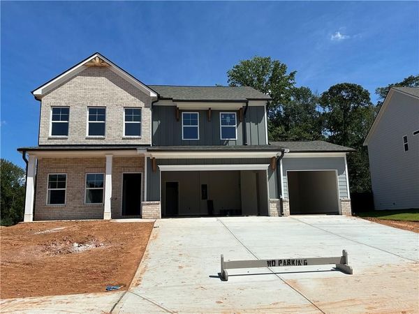 646 Winding Rose Drive, Hoschton, GA 30548