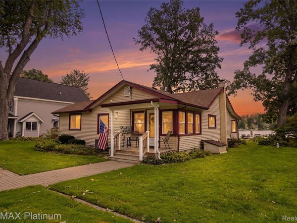 1186 Chemung Drive, Genoa Township, Mi 48843