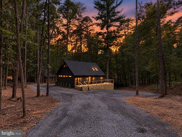 132 ALGONQUIN TRL TRAIL, HEDGESVILLE, WV 25427