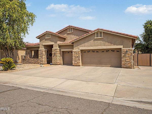 870 E LYNX Way, Chandler, AZ 85249