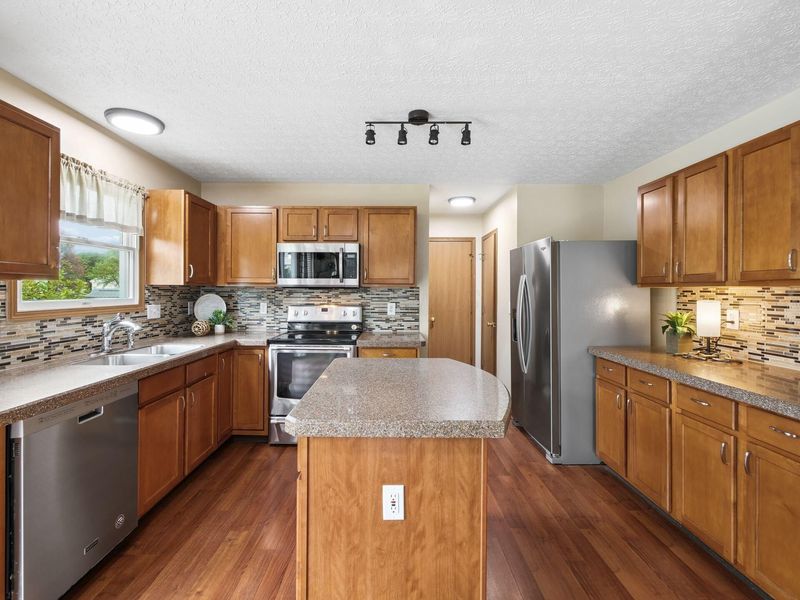 1018 Nutmeg Drive , Marysville, OH 43040 Photo 10