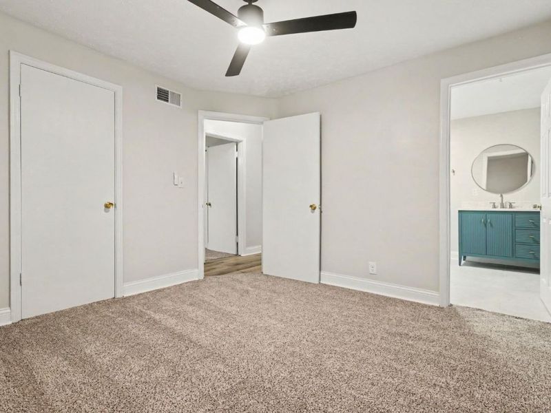8997 Plainfield Road, Sycamore Township, OH 45236 Photo 14