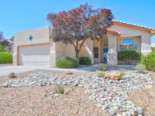 8123 Corte Del Viento NW, Albuquerque, NM 87120