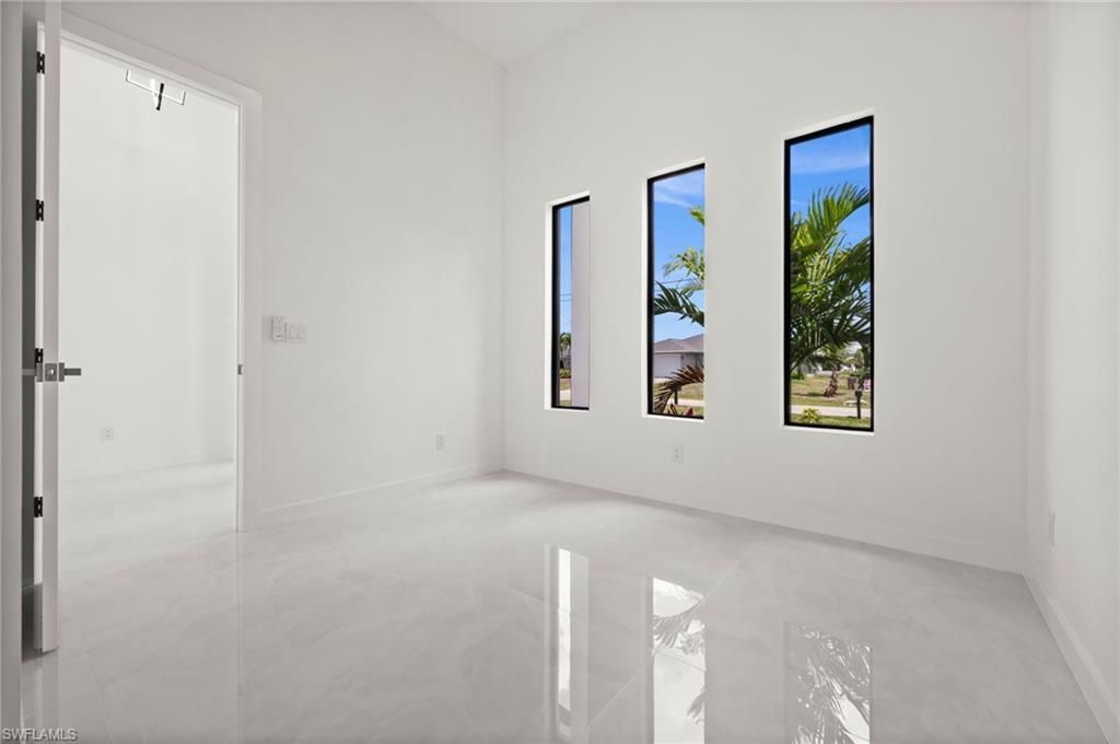 1532 NW 24th Pl, Cape Coral, FL 33993 Photo