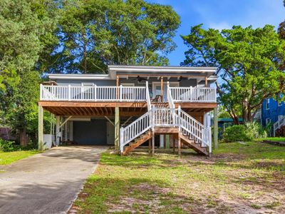 4506 Eyerly St., North Myrtle Beach, SC 29582