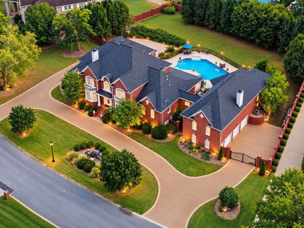 107 Mimosa Dr, Gallatin, TN 37066