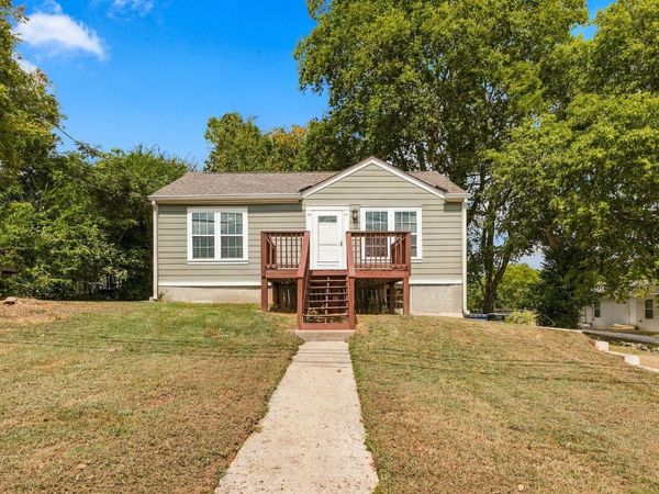 1123 Mapleash Ave, Columbia, TN 38401