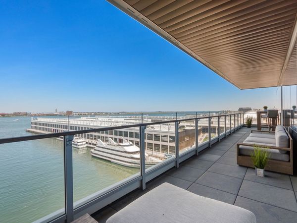 150 Seaport Blvd., Unit 10E, Boston, MA 02210