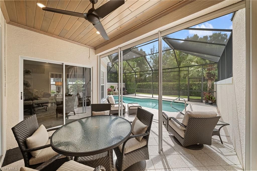 392 Carlton Pl, Unit 3, Naples, FL 34108 Photo
