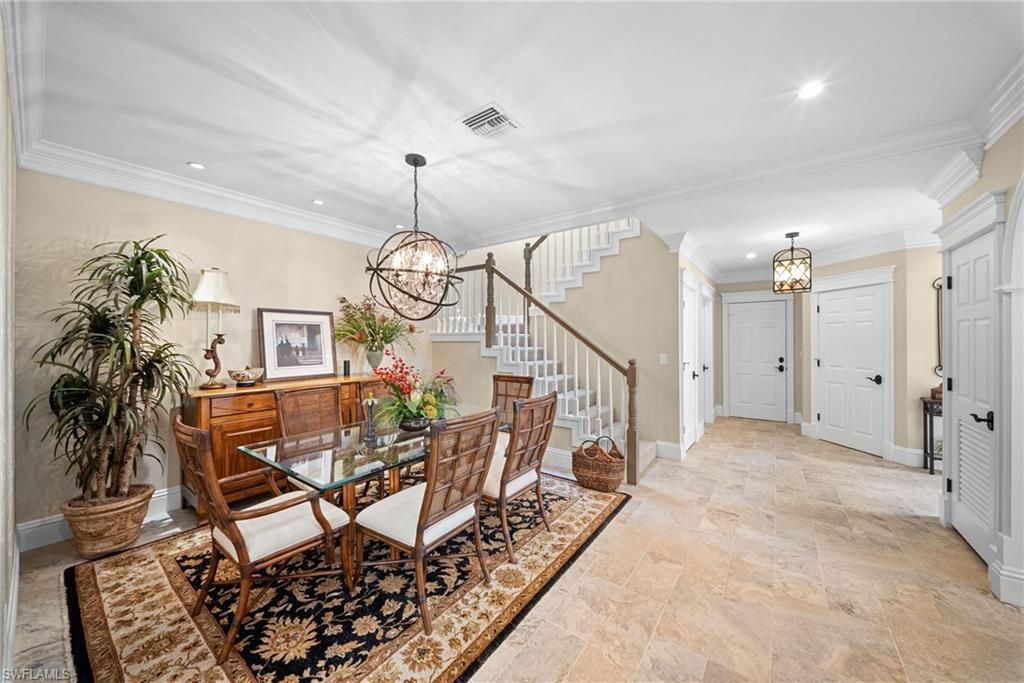 392 Carlton Pl, Unit 3, Naples, FL 34108 Photo