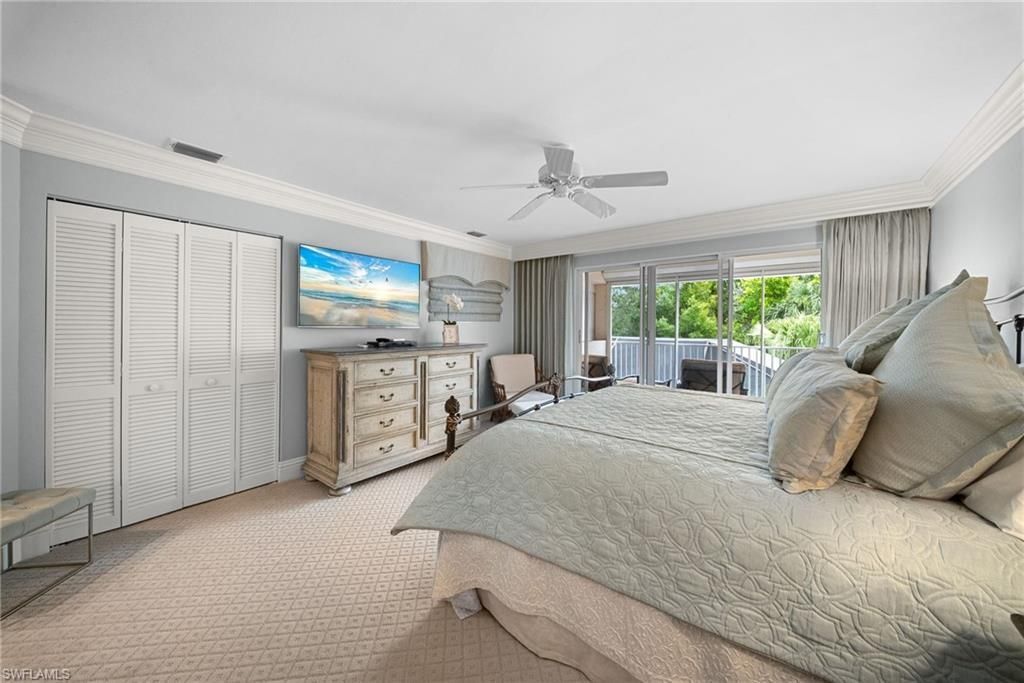 392 Carlton Pl, Unit 3, Naples, FL 34108 Photo