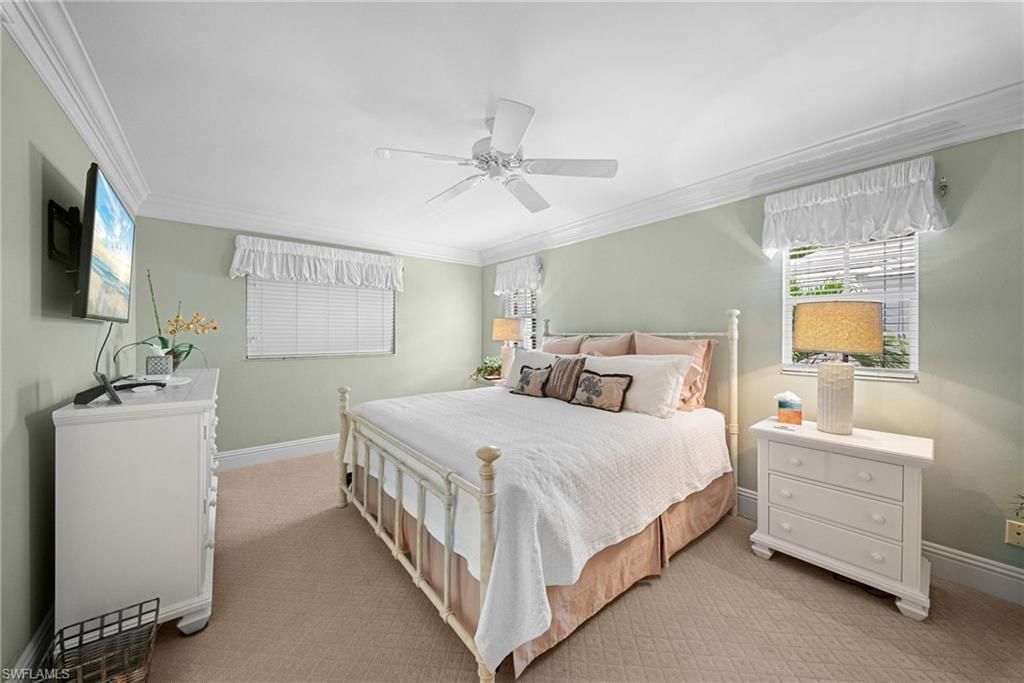 392 Carlton Pl, Unit 3, Naples, FL 34108 Photo