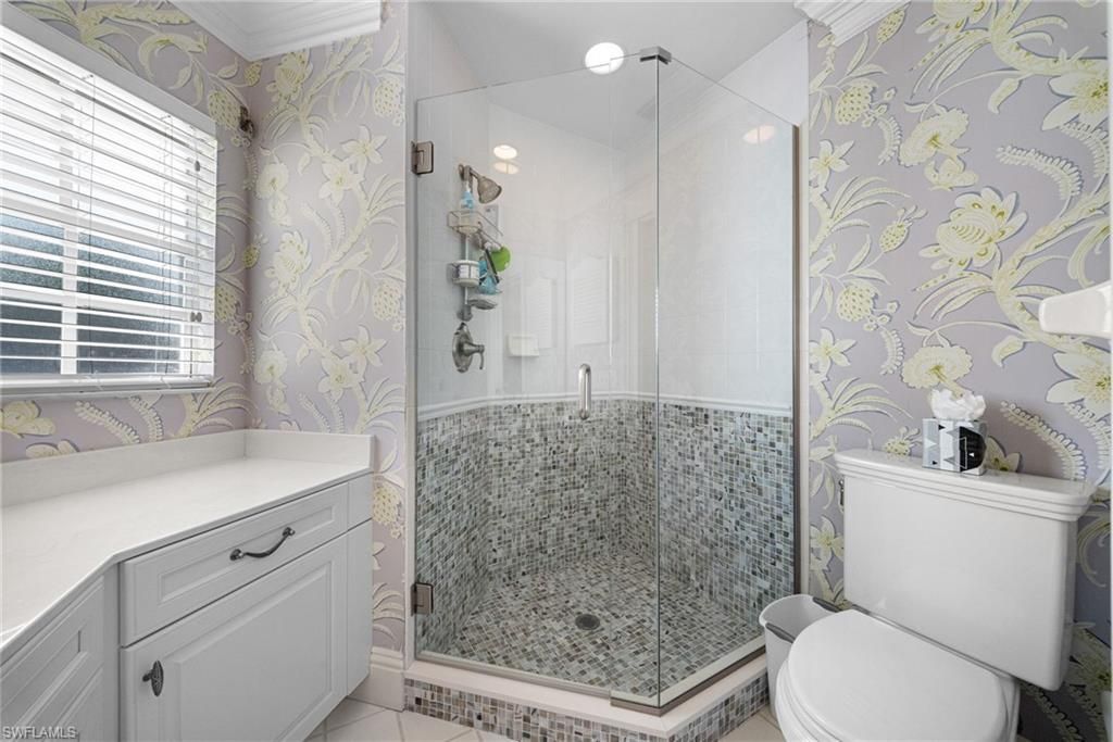 392 Carlton Pl, Unit 3, Naples, FL 34108 Photo