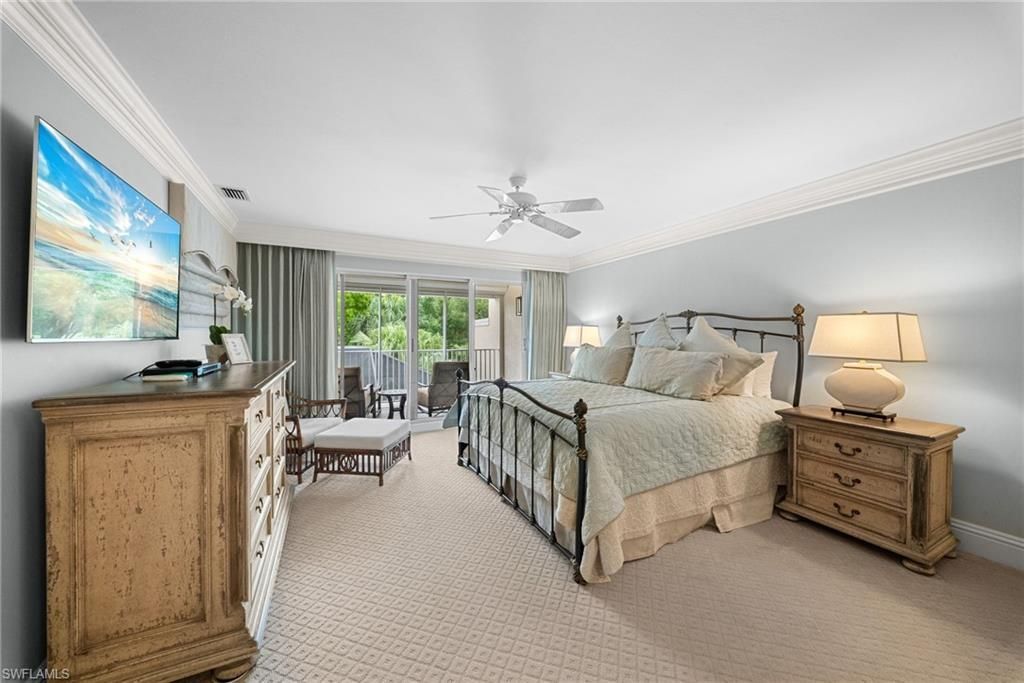 392 Carlton Pl, Unit 3, Naples, FL 34108 Photo