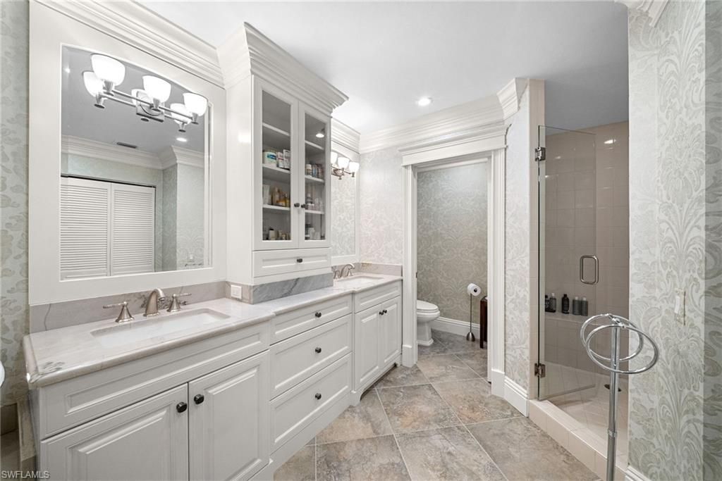 392 Carlton Pl, Unit 3, Naples, FL 34108 Photo