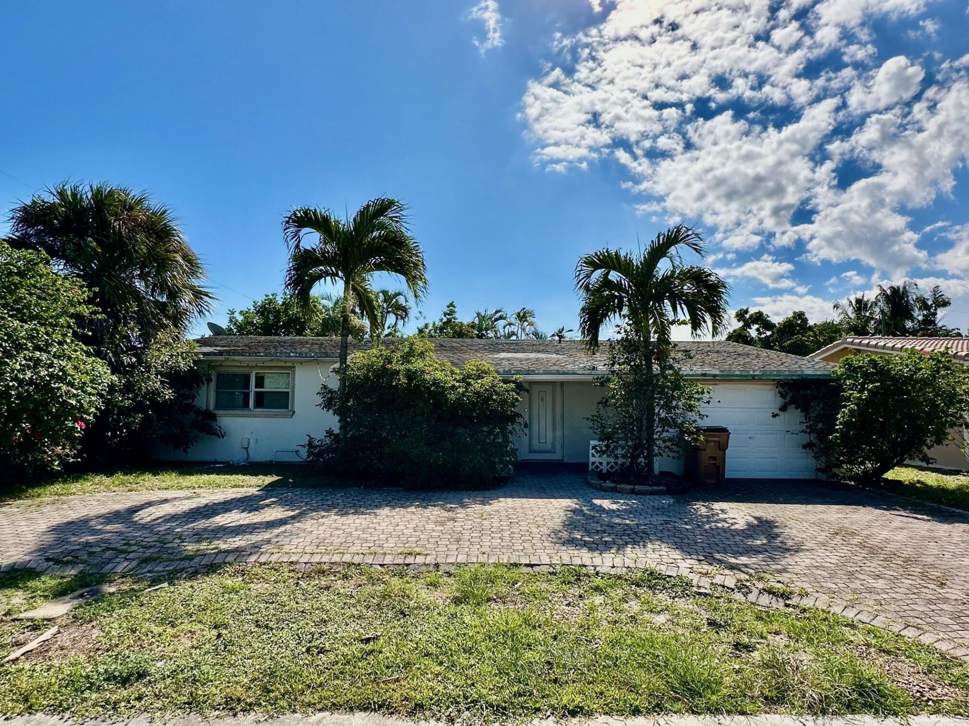 308 SE 12th Street, Deerfield Beach, FL 33441 Main Photo