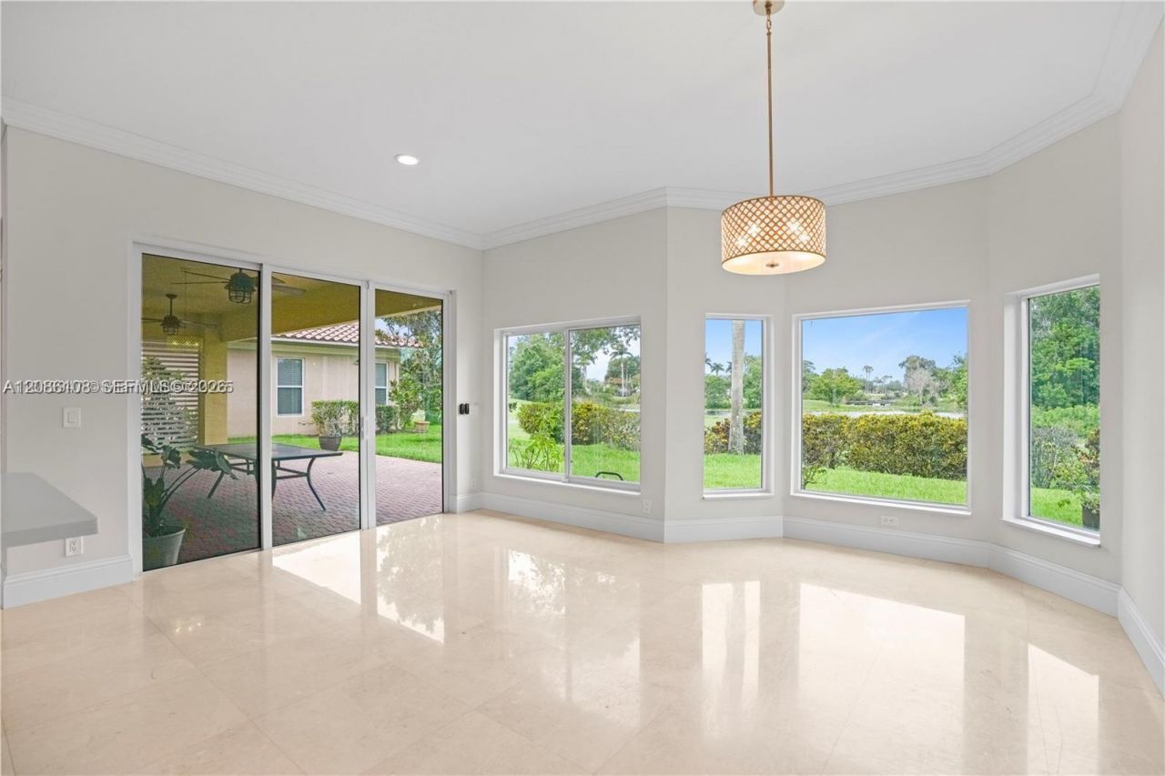 720 W Cypress Pointe Dr W, Pembroke Pines, FL 33027 Photo