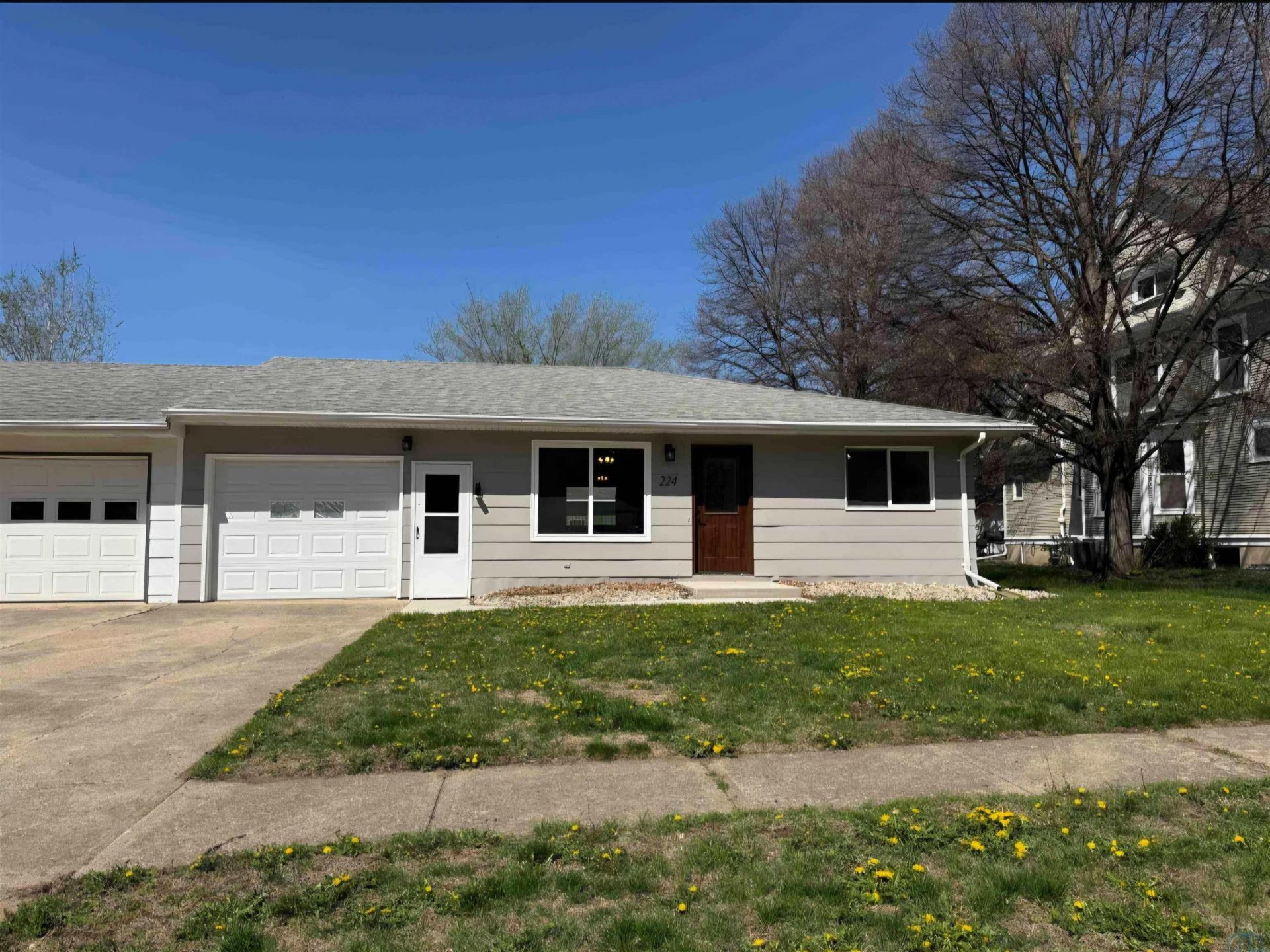 224 Burlington St, Kingsley, IA 51028 Main Photo