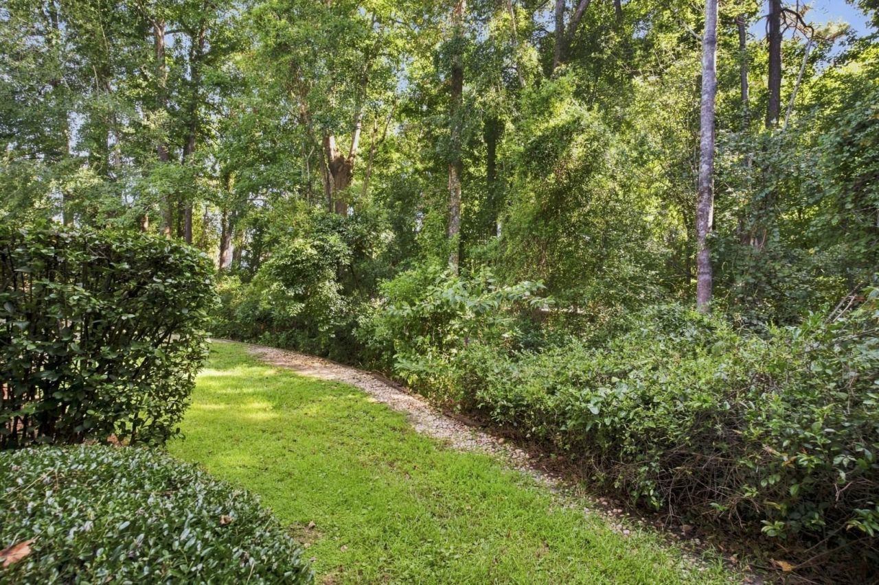 4437 Lady Banks Ln. Photo 20