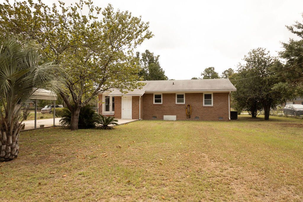 227 Carolina Circle Photo 21