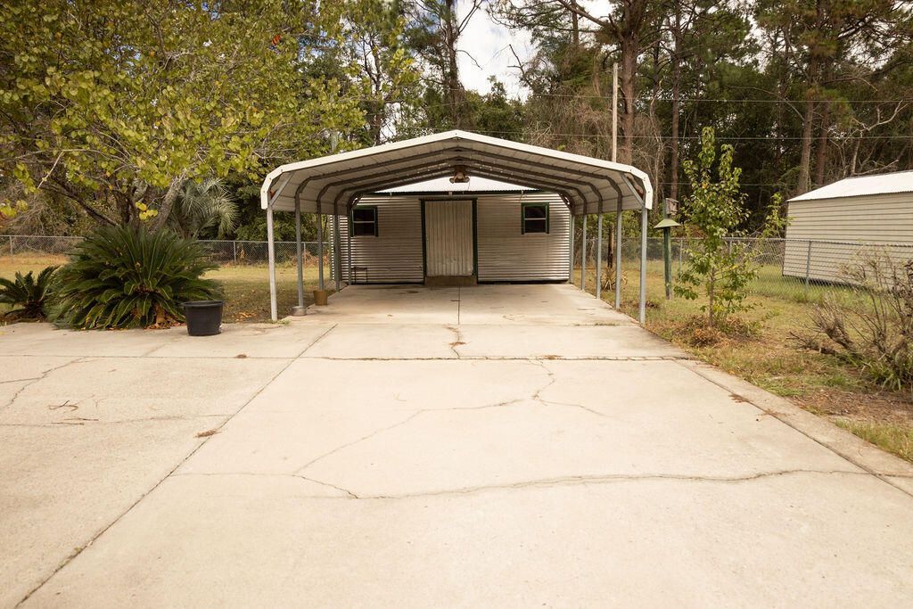 227 Carolina Circle Photo 22