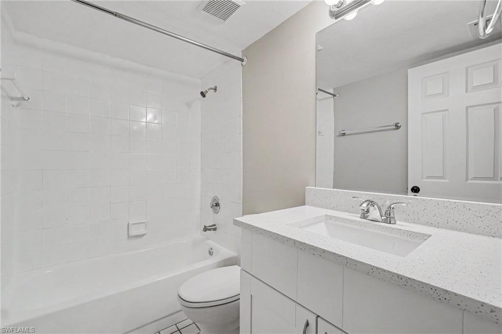3438 Timberwood Cir, Naples, FL 34105 Photo