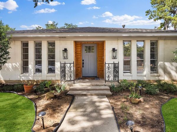 1707 Carlton Drive, Arlington, TX 76015