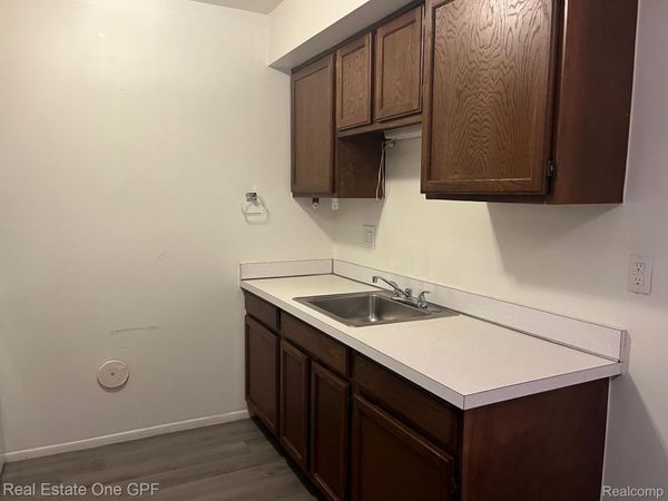 22797 Grove Street , St Clair Shores, Mi 48080
