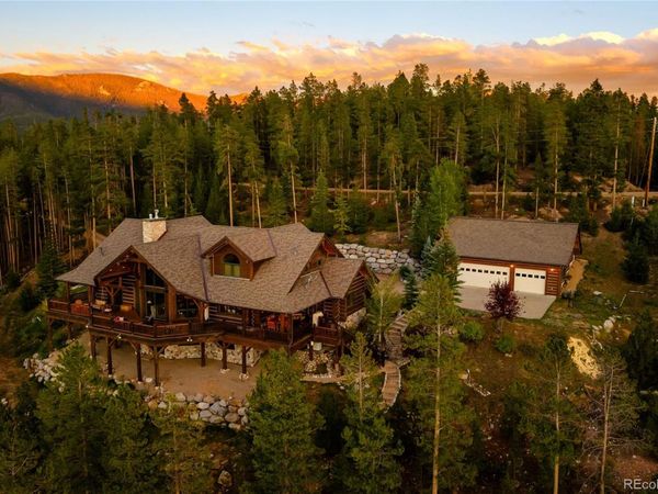 2211 County Road 642 , Grand Lake, CO 80447