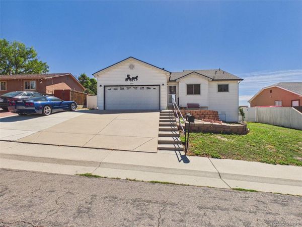 8250 Explorador Calle , Denver, CO 80229