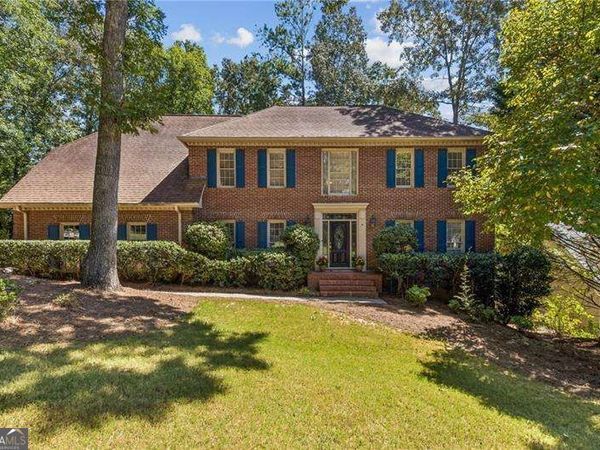 2755 Misty Morning Ln Lane, Roswell, GA 30076