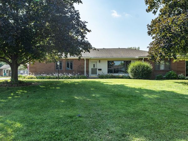 725 Iroquois Drive, Anderson, IN 46012