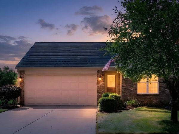 2053 Acorn Boulevard , Franklin, IN 46131