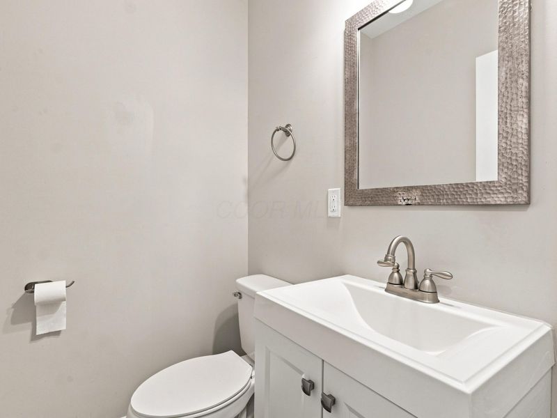 1107 S Champion Avenue, Columbus, OH 43206 Photo 12