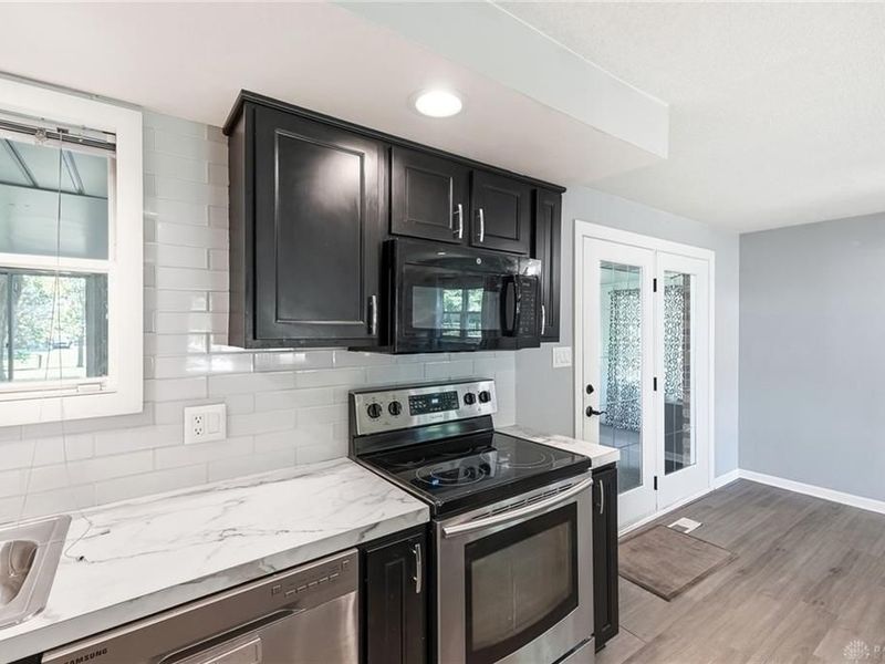 3789 New Carlisle Pike, Springfield, OH 45504 Photo 15
