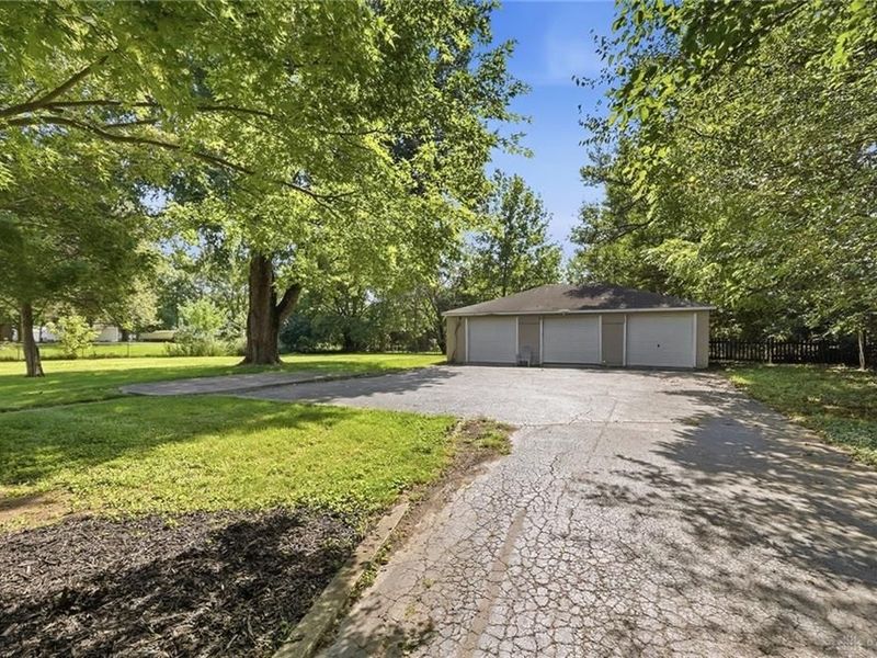 3789 New Carlisle Pike, Springfield, OH 45504 Photo 36