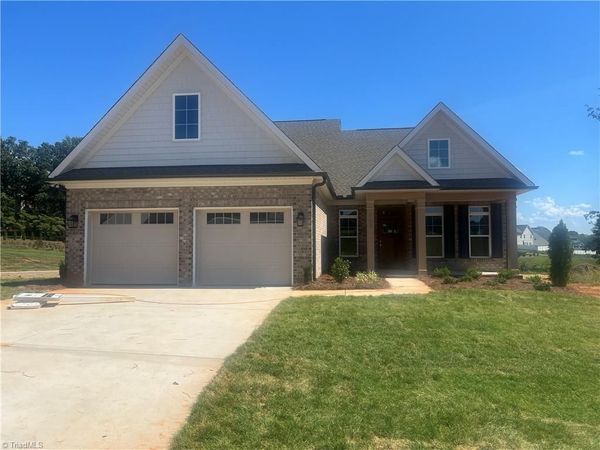 6006 Haywood Street, Clemmons, NC 27012