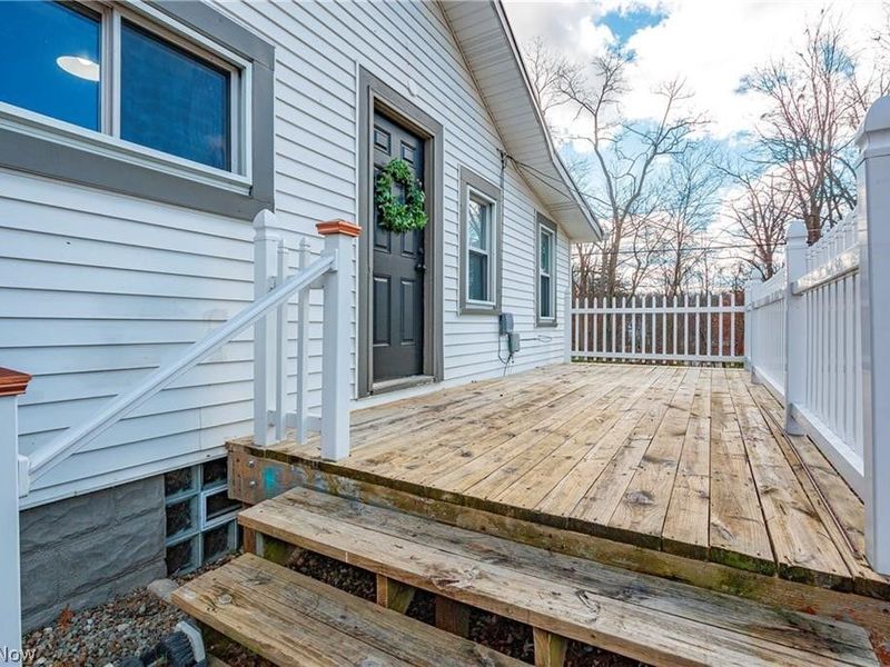 3483 S Bender Avenue, Akron, OH 44319 Photo 11