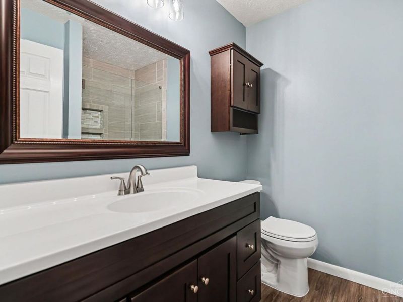 9901 Regatta Drive, Unit 105, Colerain Township, OH 45252 Photo 12