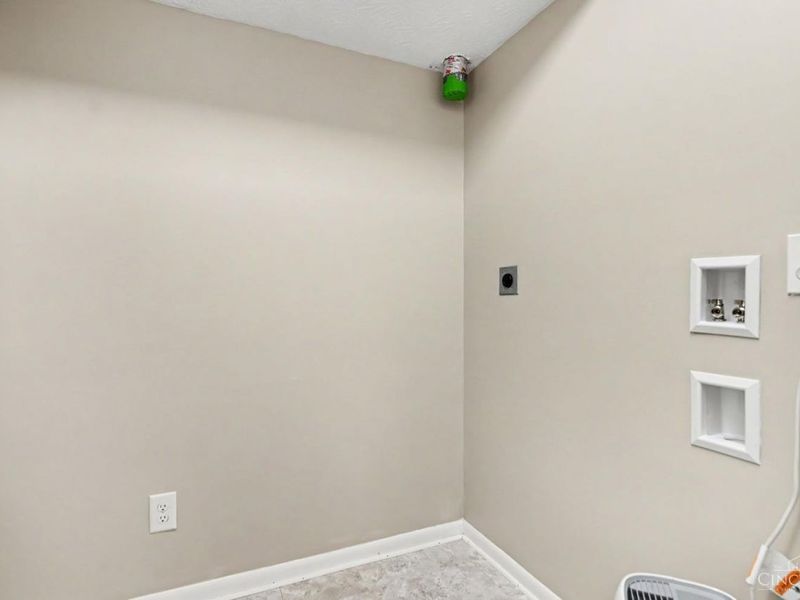 9901 Regatta Drive, Unit 105, Colerain Township, OH 45252 Photo 14